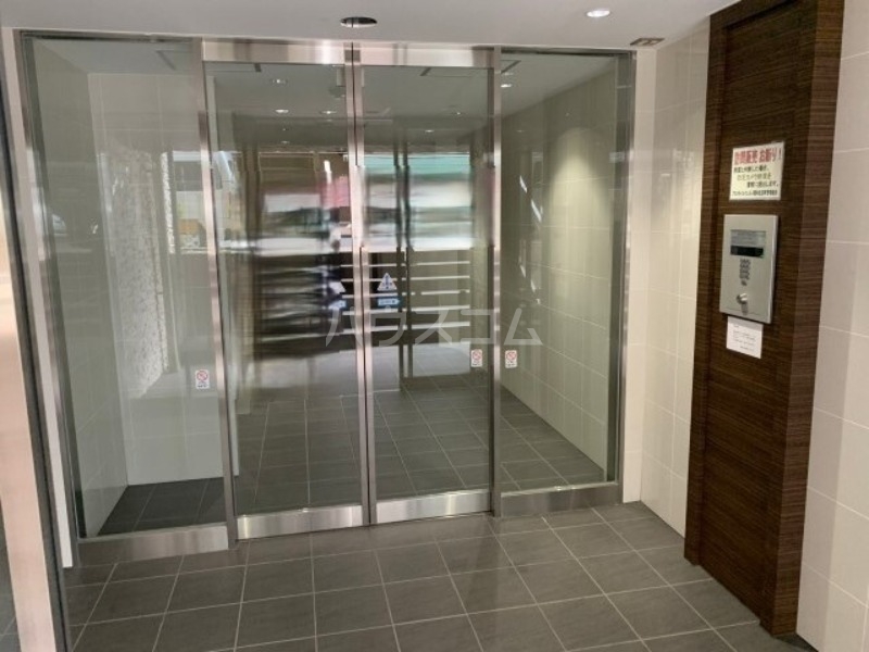 2/10 エントランス