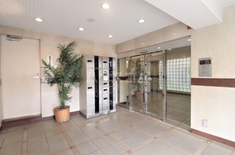 6/6 エントランス