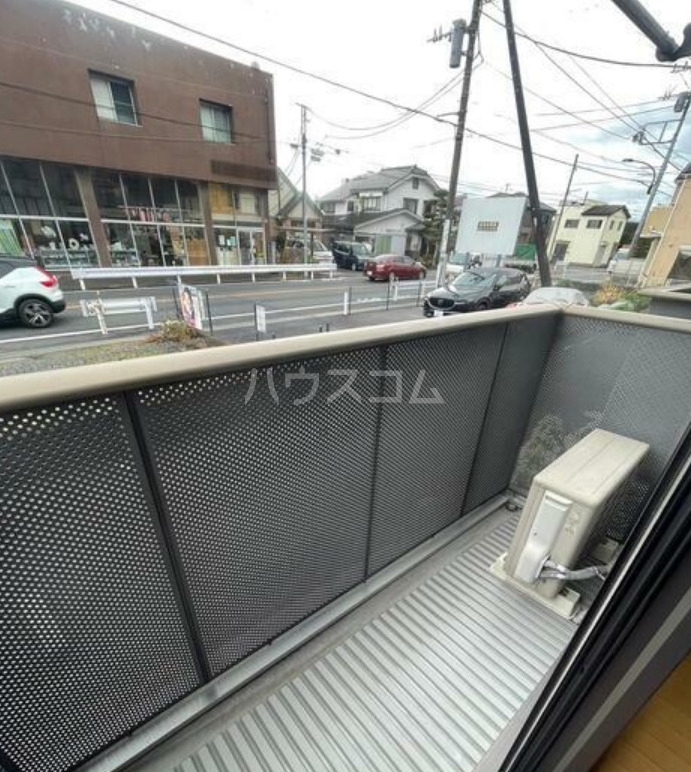 13/19 バルコニー