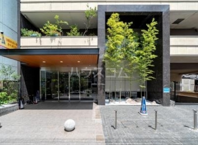 3/7 エントランス