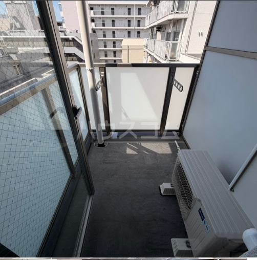 20/30 バルコニー