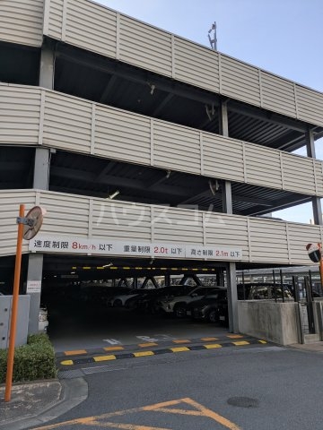 22/30 駐車場