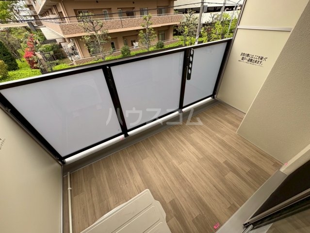 13/30 バルコニー