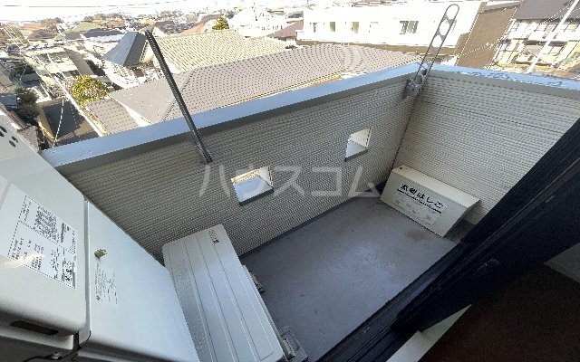 21/30 バルコニー