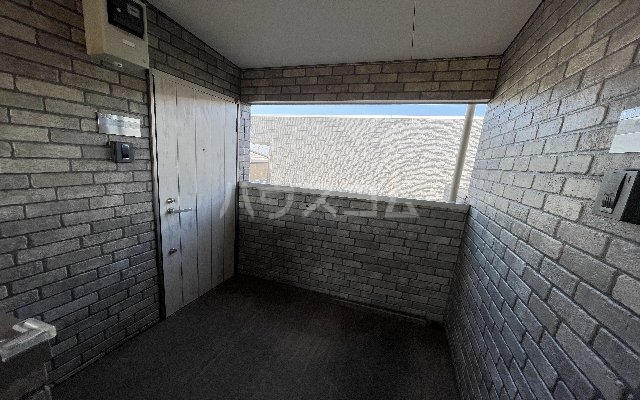 29/30 エントランス