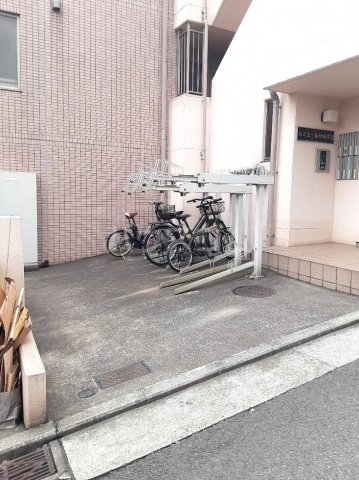3/5 駐車場