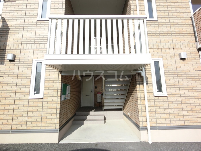 14/17 エントランス