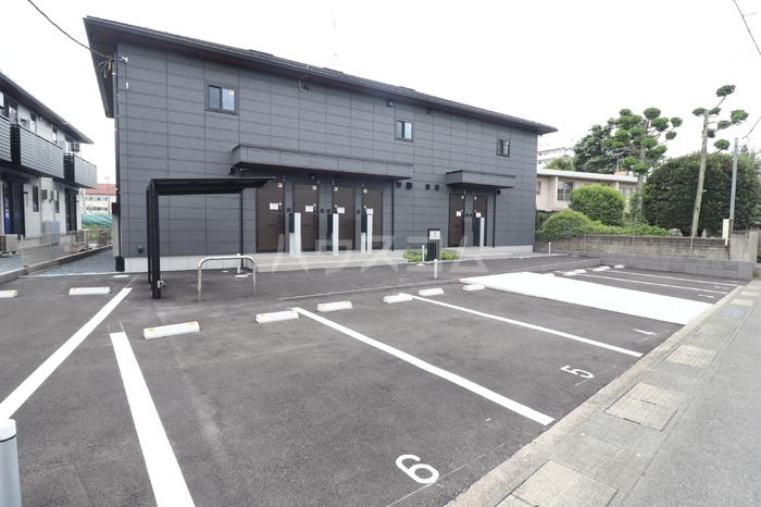 20/30 駐車場