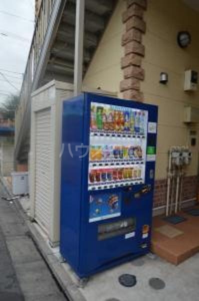 14/15 エントランス