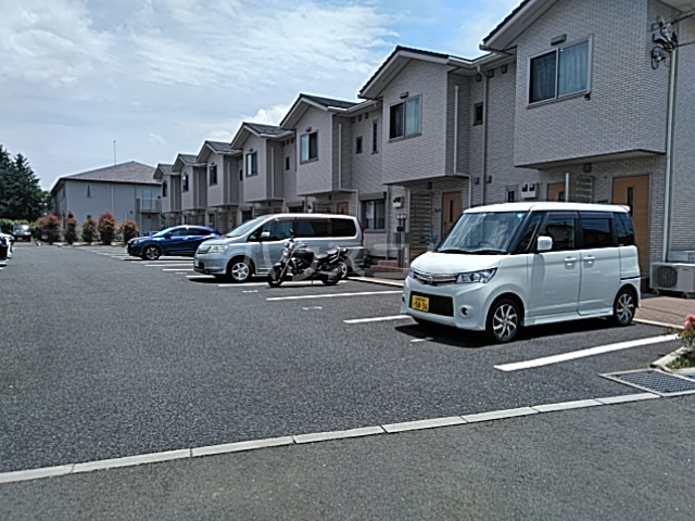 25/30 駐車場