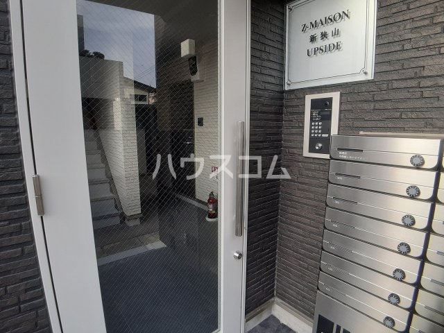 17/26 エントランス