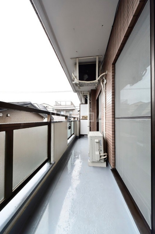 13/22 バルコニー