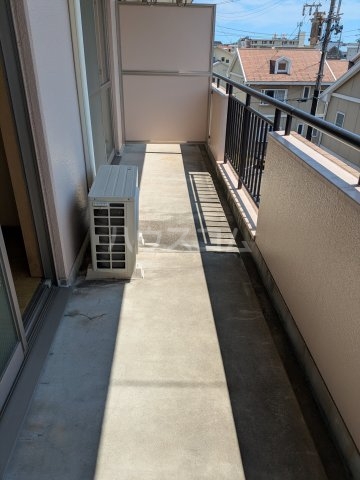 20/30 バルコニー