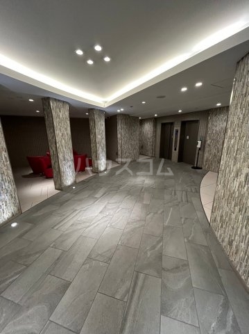 16/24 エントランス