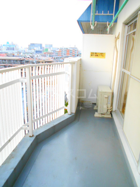 21/30 バルコニー