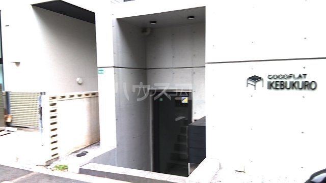 2/8 エントランス