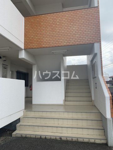 17/21 エントランス