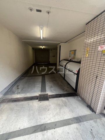 3/6 駐車場
