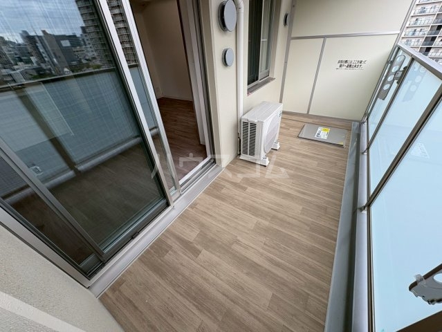 21/30 バルコニー