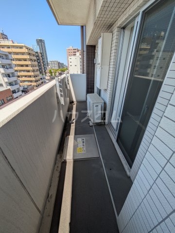 19/26 バルコニー