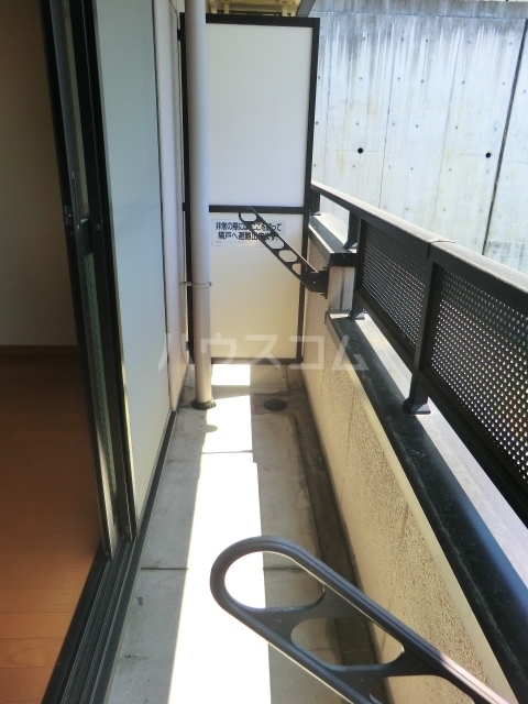 16/23 バルコニー