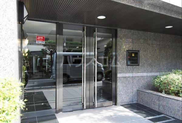 5/8 エントランス