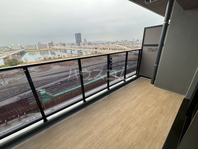 19/30 バルコニー