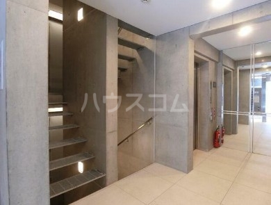 16/24 エントランス