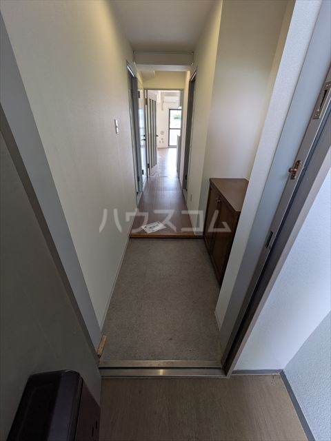 18/30 玄関