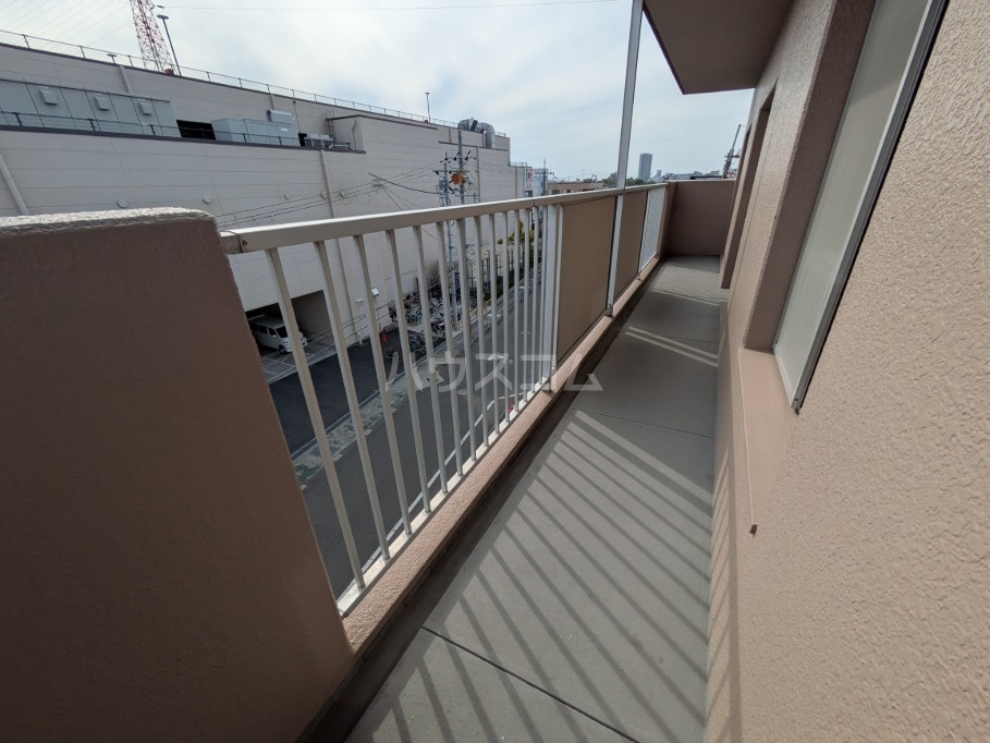 16/21 バルコニー