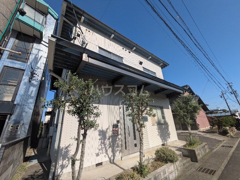 2/25 外観