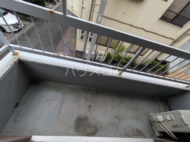 20/28 バルコニー