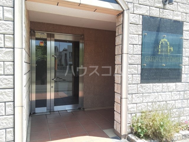 24/28 エントランス