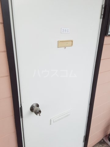 16/22 エントランス