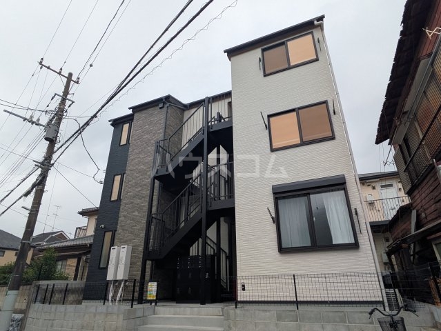 2/30 外観