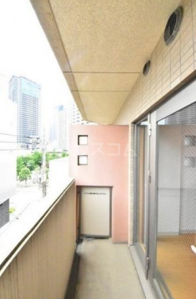 13/20 バルコニー