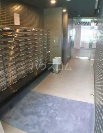 15/25 エントランス