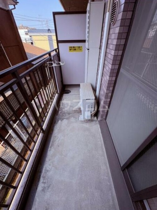 16/18 バルコニー