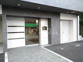 14/21 エントランス