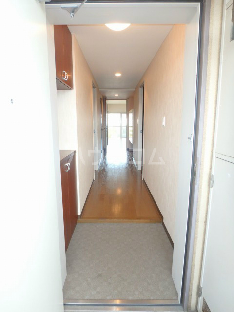 17/20 エントランス