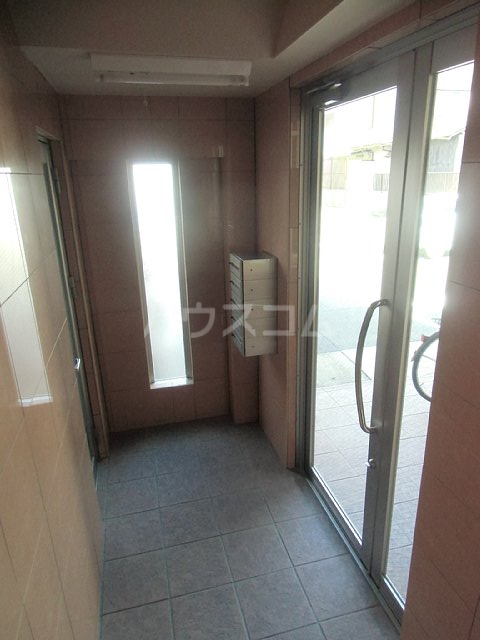 16/24 エントランス