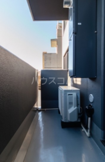 13/27 バルコニー