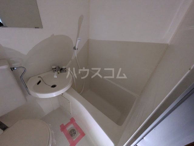 19/30 浴室