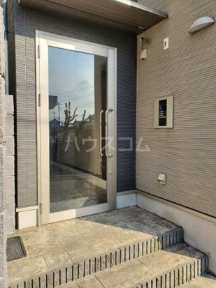 17/27 エントランス