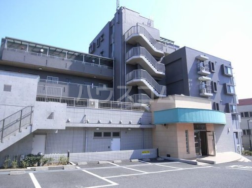 16/26 エントランス