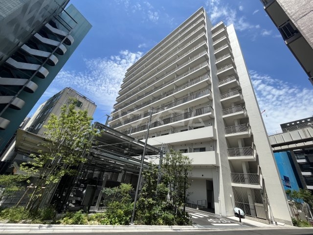 18/28 エントランス