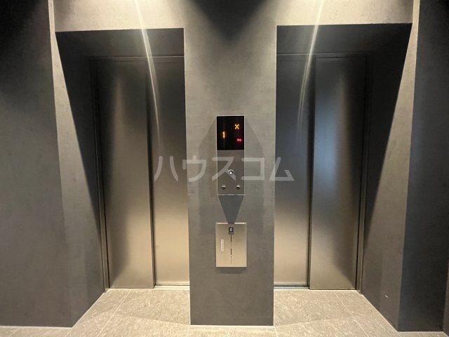 16/26 エントランス