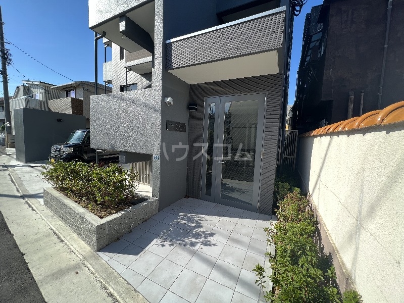 3/6 エントランス