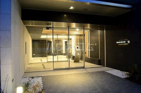 14/21 エントランス