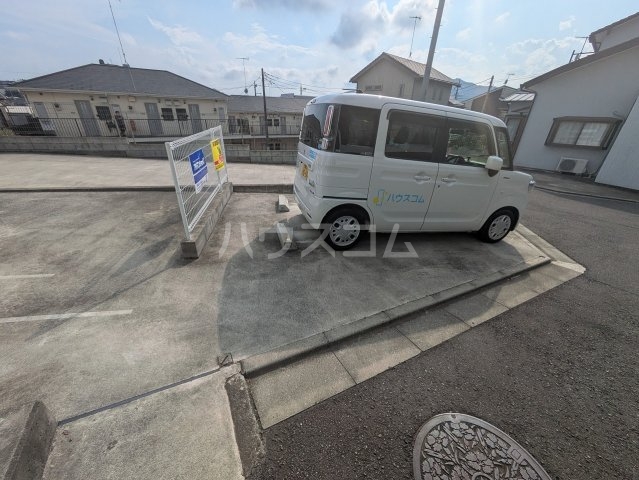 26/30 駐車場